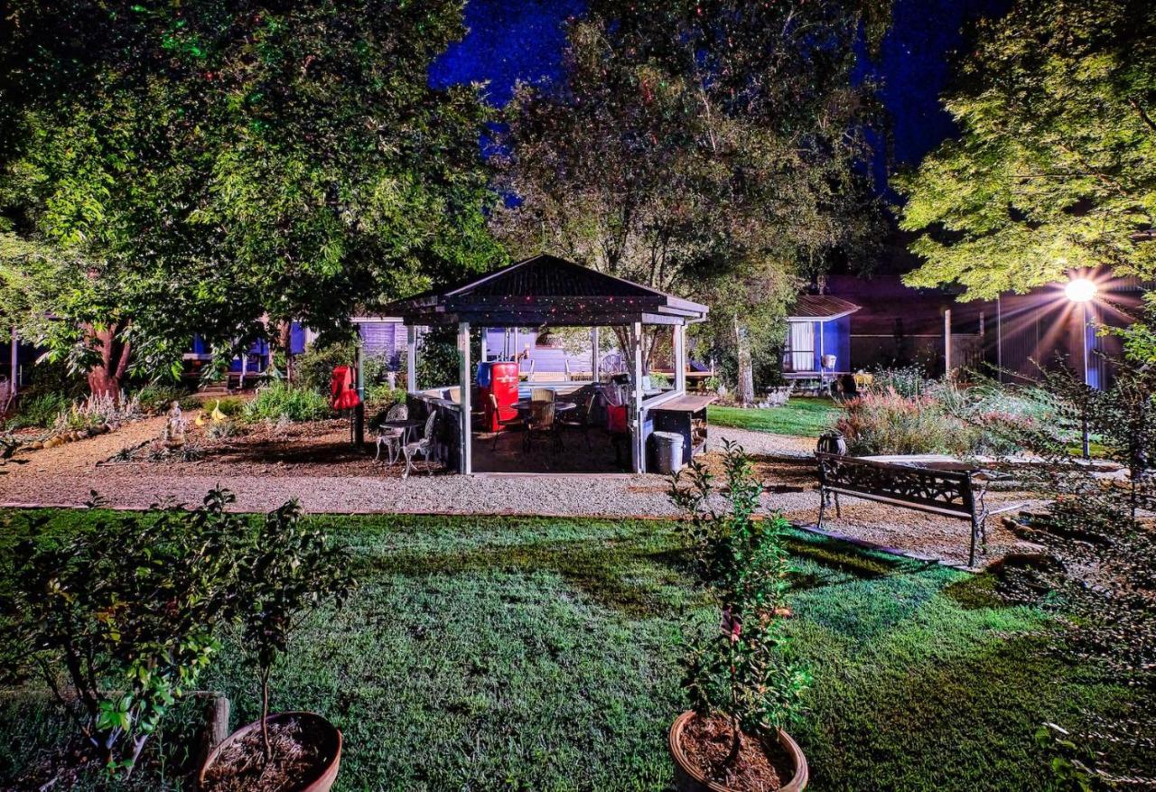 Edlin House Bright Exterior foto